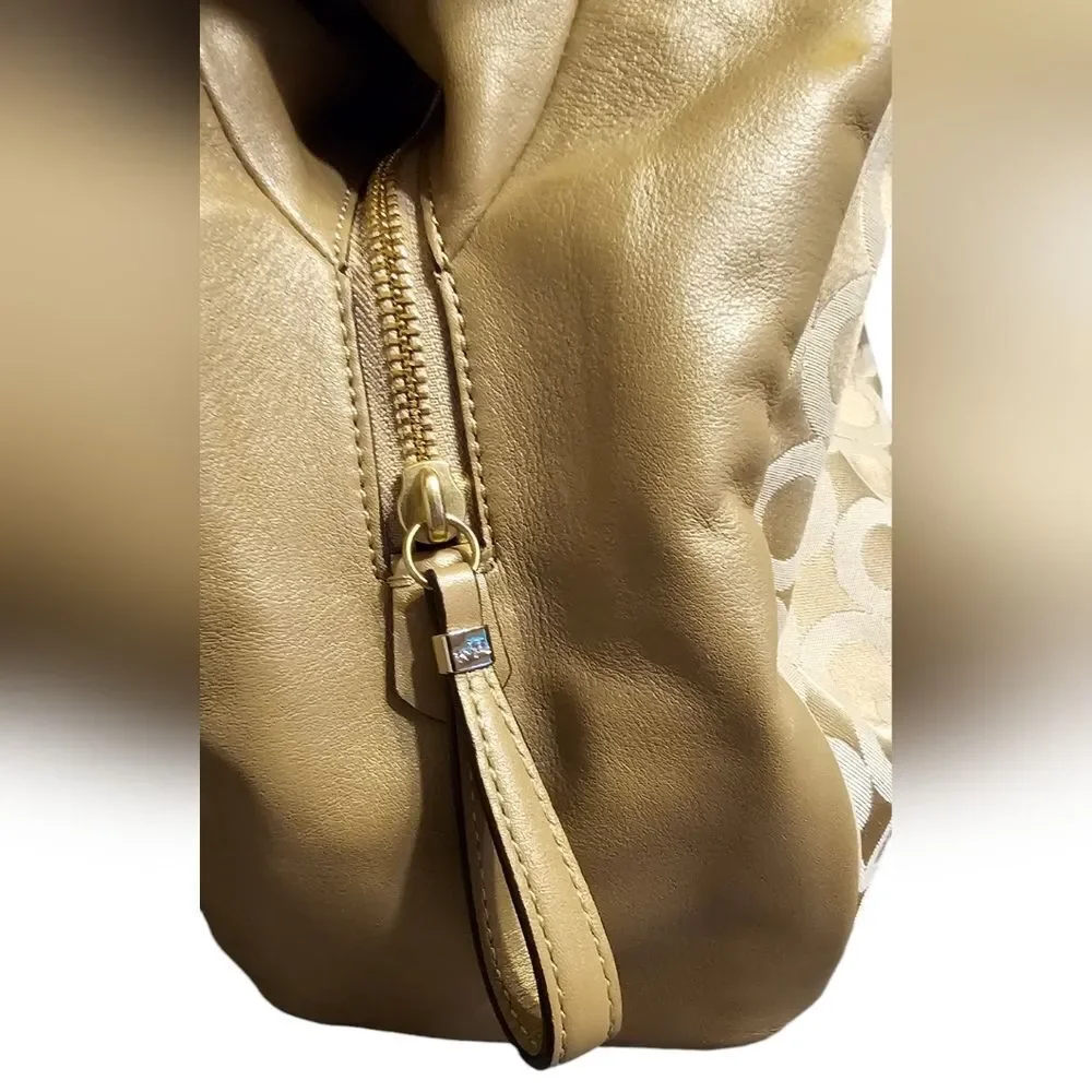 COACH Hallie tote bag with wallet